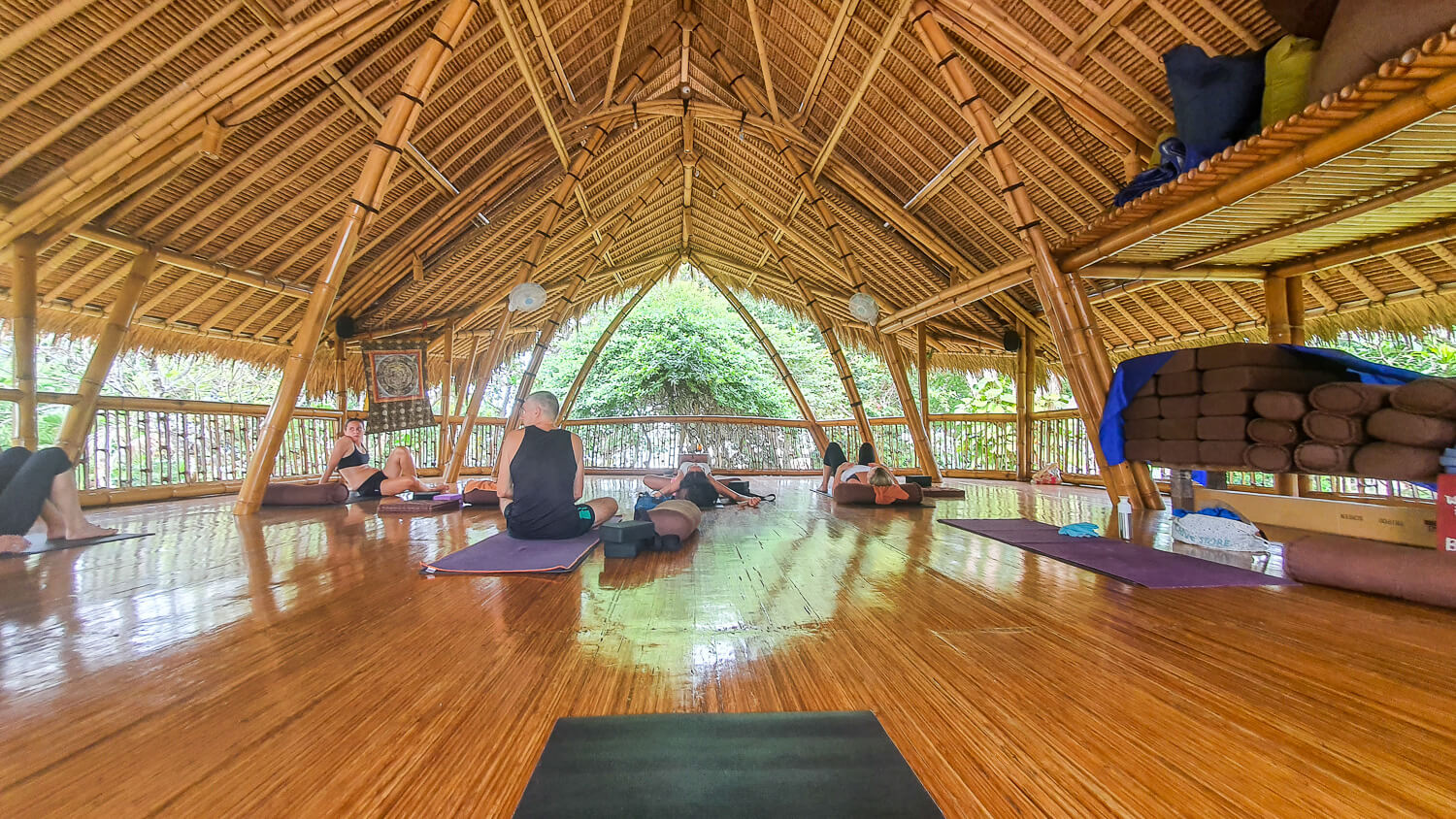 Top 12 Best Yoga Teacher Training in Bali (2024)
