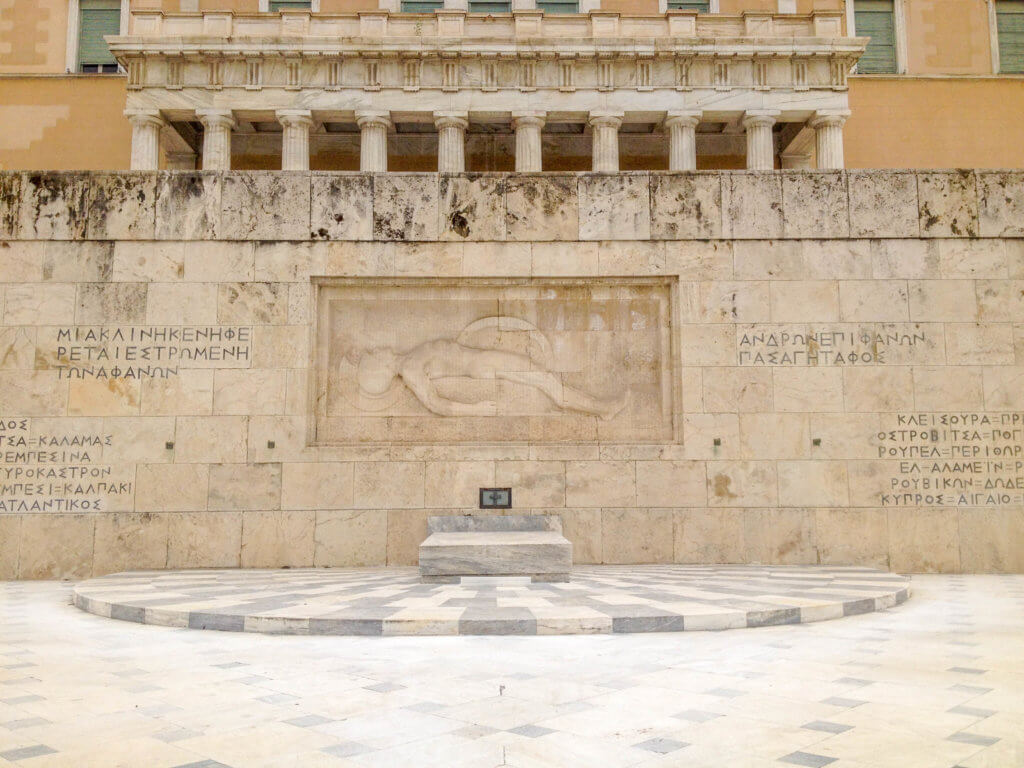 Tomb of the Unknown Soldier, Greek parliament - things to do in Athens in one day