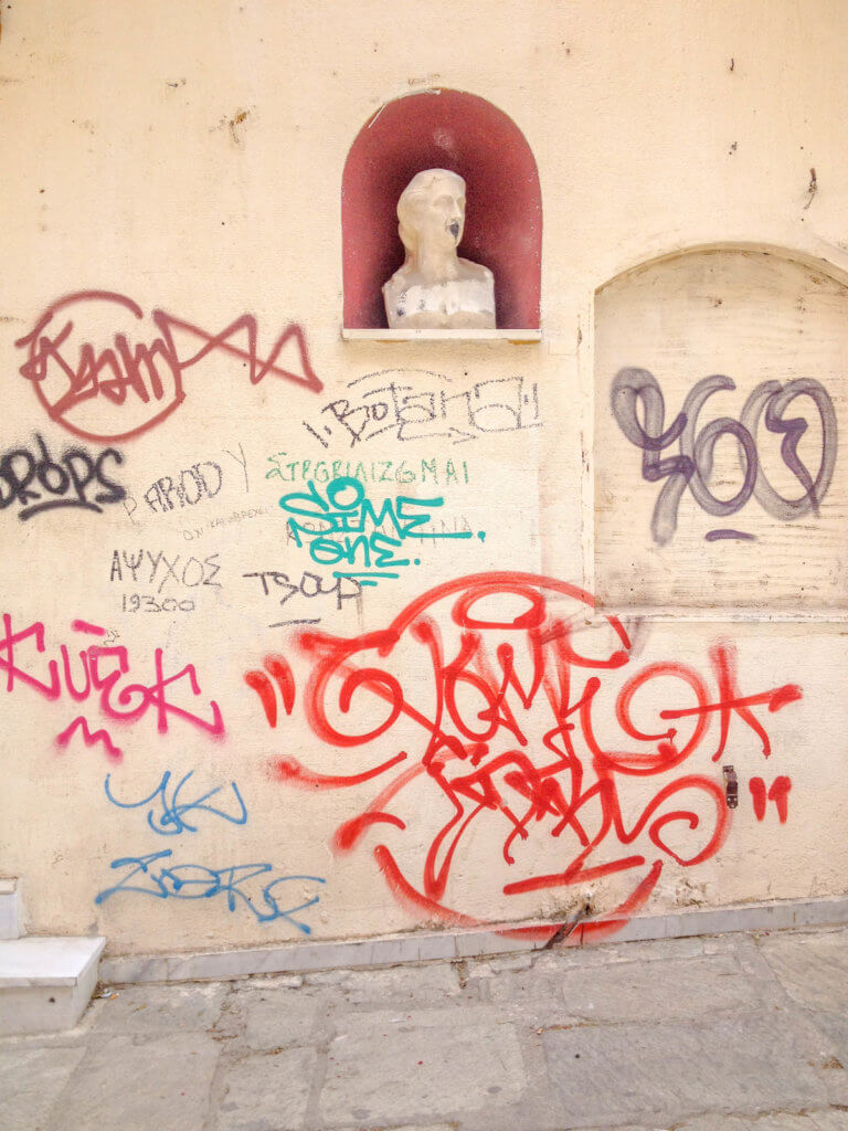 Wall in the Plaka district - one day in Athens