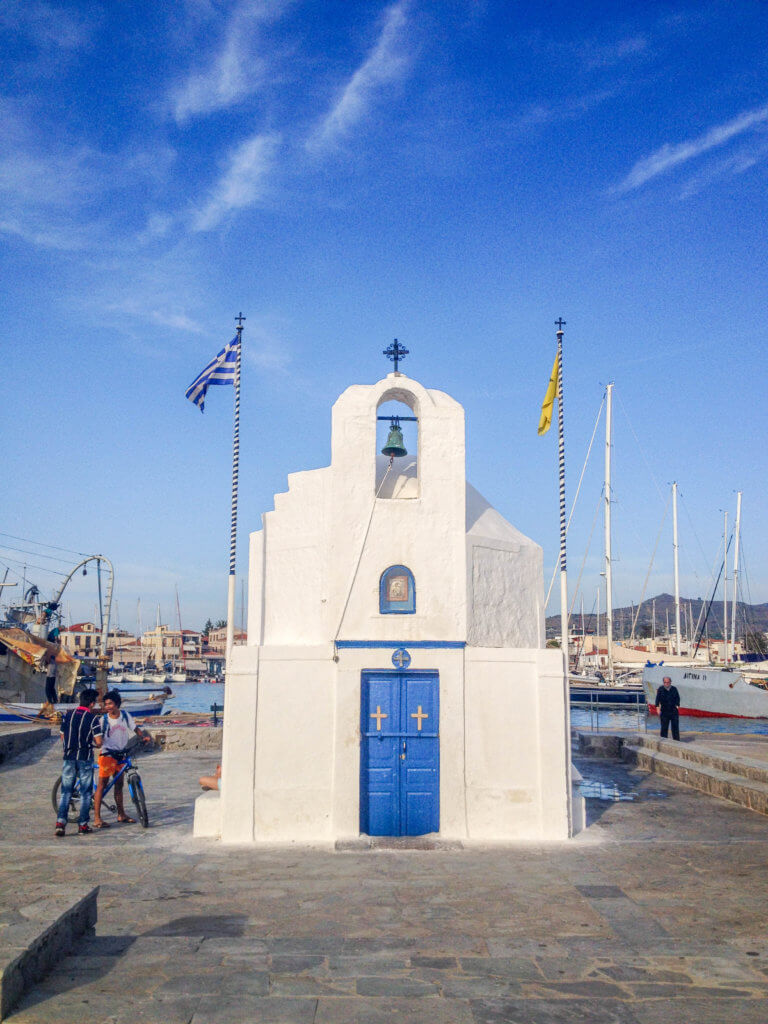 Small church in Aegina harbor - things to do in Aegina