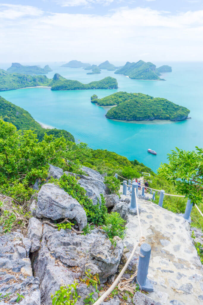 viewpoint at Koh Wua Talap - ang thong national marine park tour