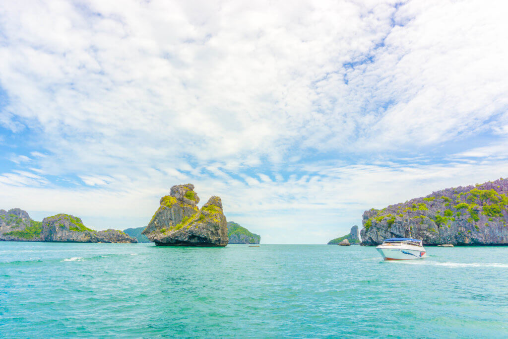 monkey rock - ang thong national park tours