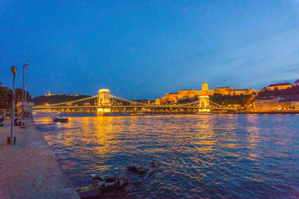 Budapest travel itinerary - Chain Bridge and Buda Castle at sunset