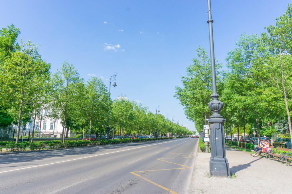 best location to stay in Budapest: Andrassy Avenue