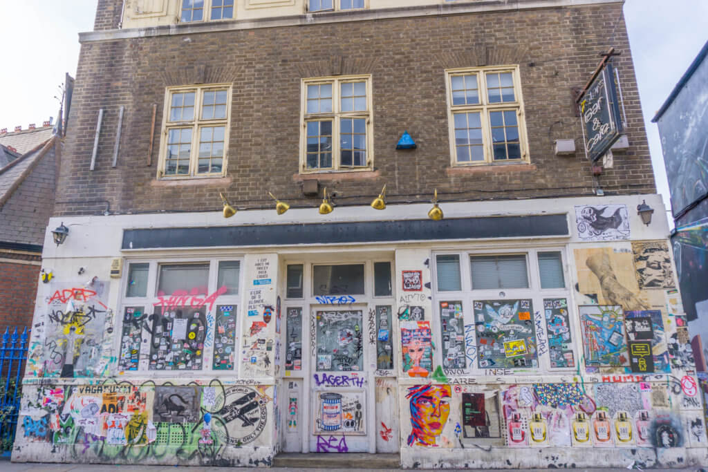 Brick Lane - what to do in London in 4 days