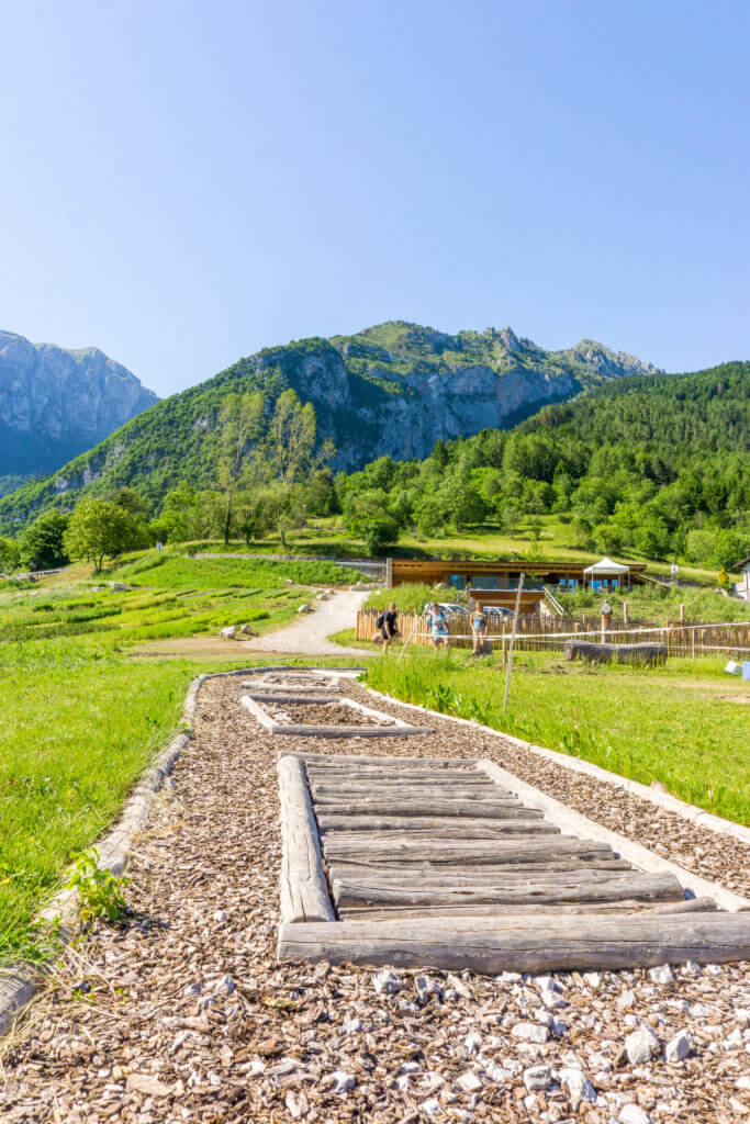 Il Ritorno agricultural farm - Italian Alps in summer