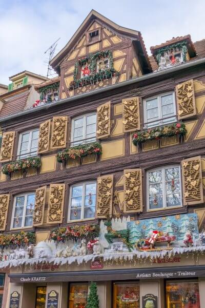 The Best 10 Things to Do in Colmar, France in Winter - The Yogi Wanderer