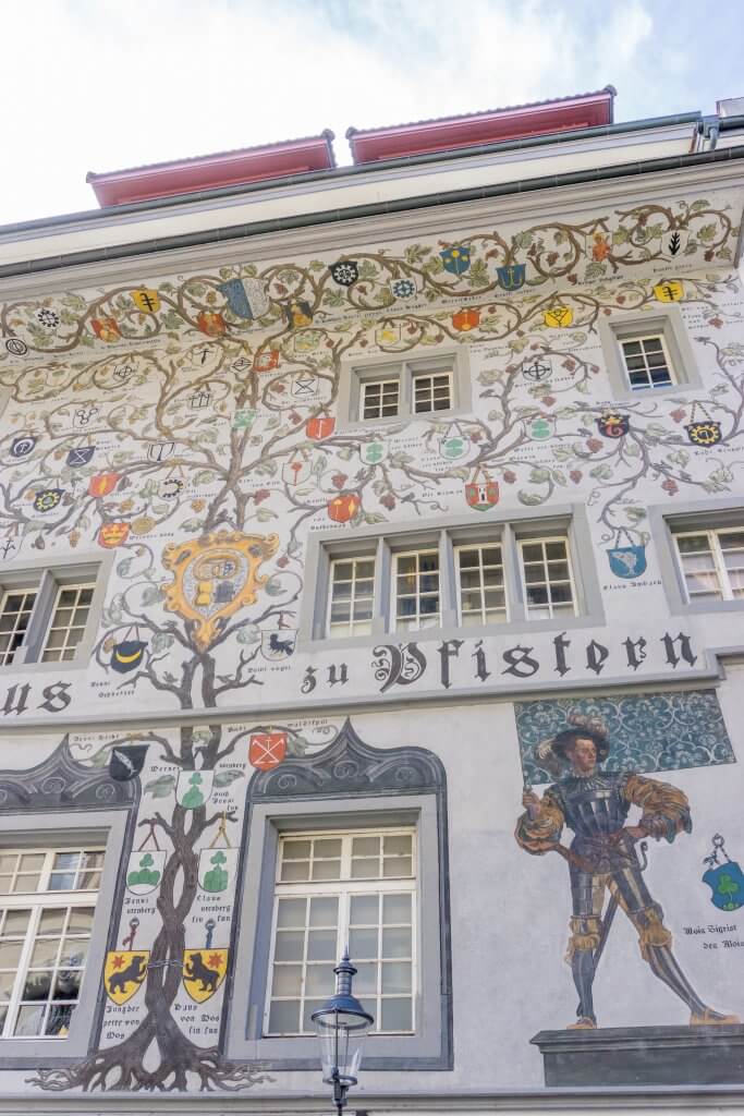 Lucerne painted façades