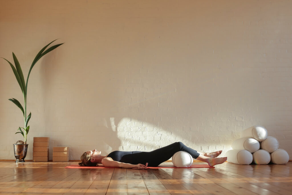 Choosing the Right Yoga Bolster: Finding Your Perfect Support