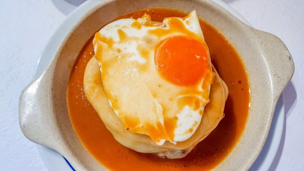 Francesinha at Restaurant Cufra - where to eat in Porto
