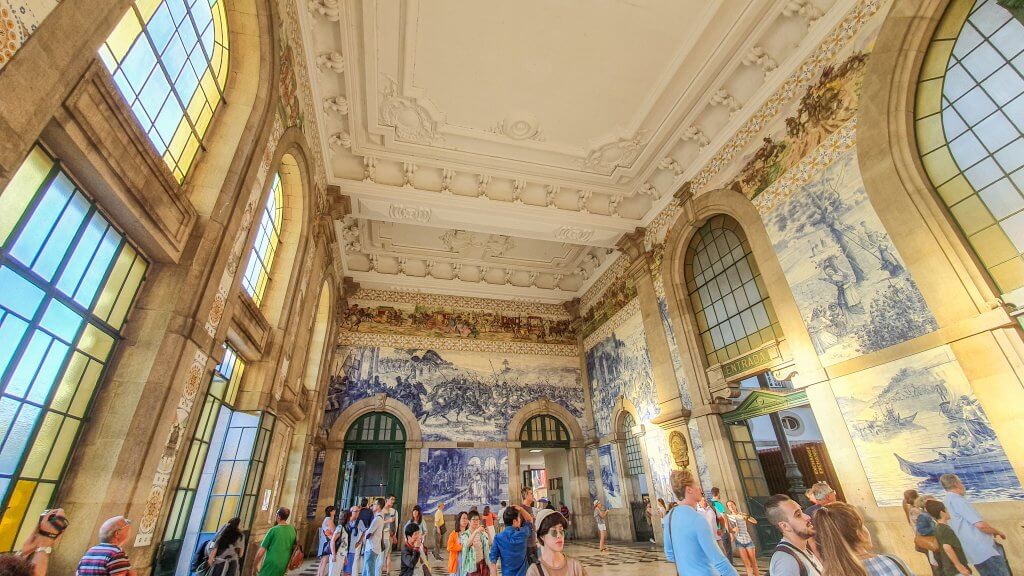 São Bento train station - Porto 3 day itinerary