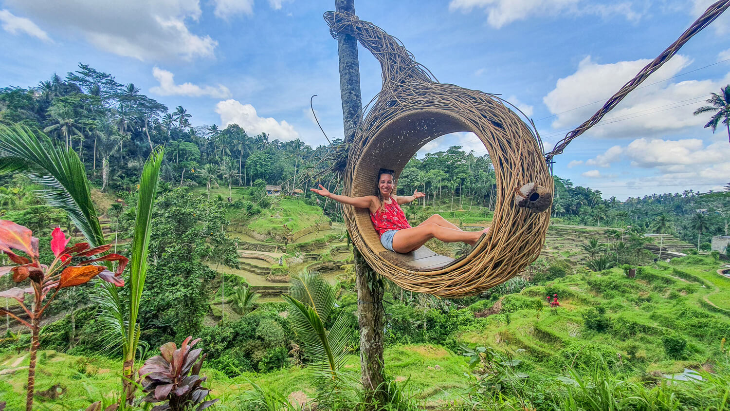 Top 10 Lush Yoga Retreats in Ubud, Bali (2024)
